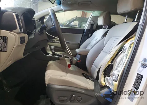 2020 Kia Sportage Lx z USA, uszkodzony, nr VIN KNDPM3AC6L7642764